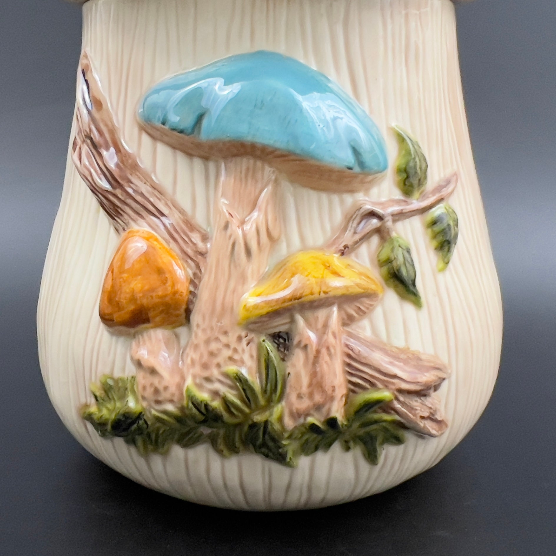 Vintage 1970s Ceramic Mushroom Cookie Jar with Lid - Image 7