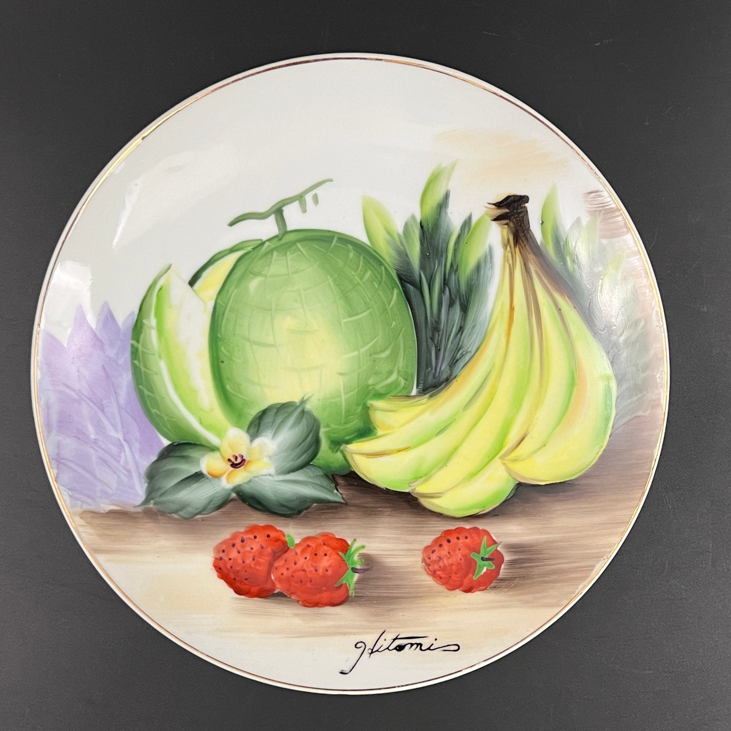 Vintage UCAGCO Fruit Wall Plates: Mid-Century Hand-Painted Set of 4 - Image 4