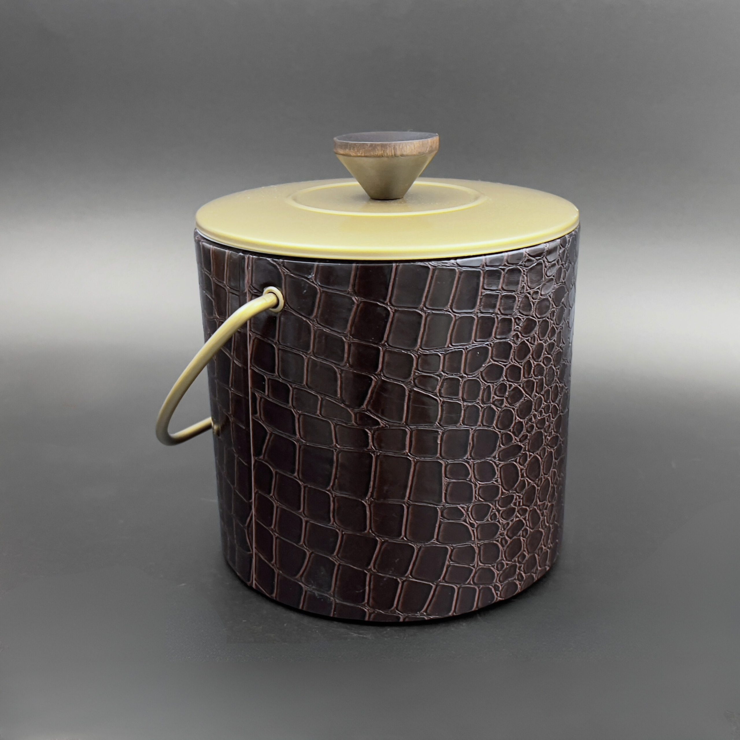 Midcentury Faux Crocodile Ice Bucket: Brass Accent Barware - Image 3