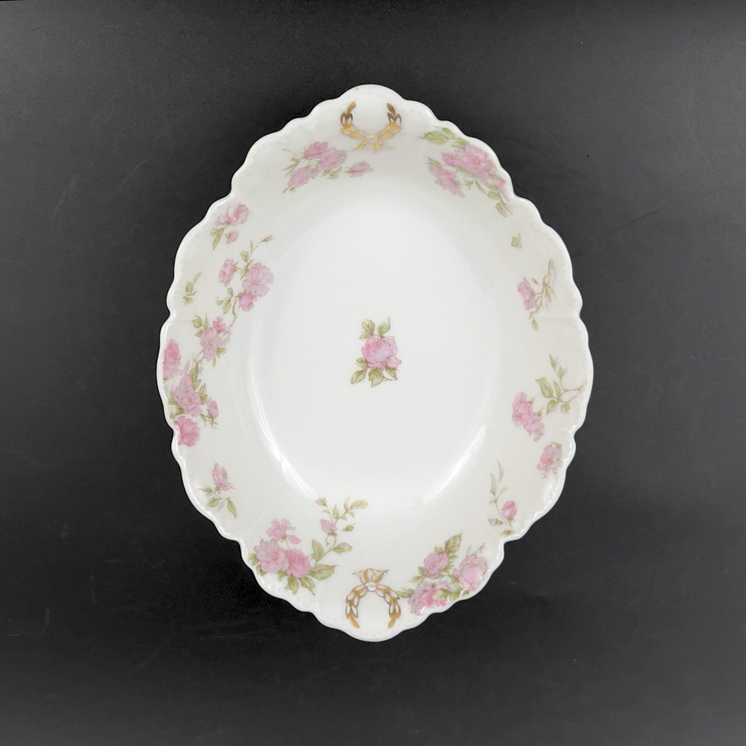 Antique Haviland Limoges Oval Bowl: Pink Roses, Gold Laurel Wreaths - Image 3