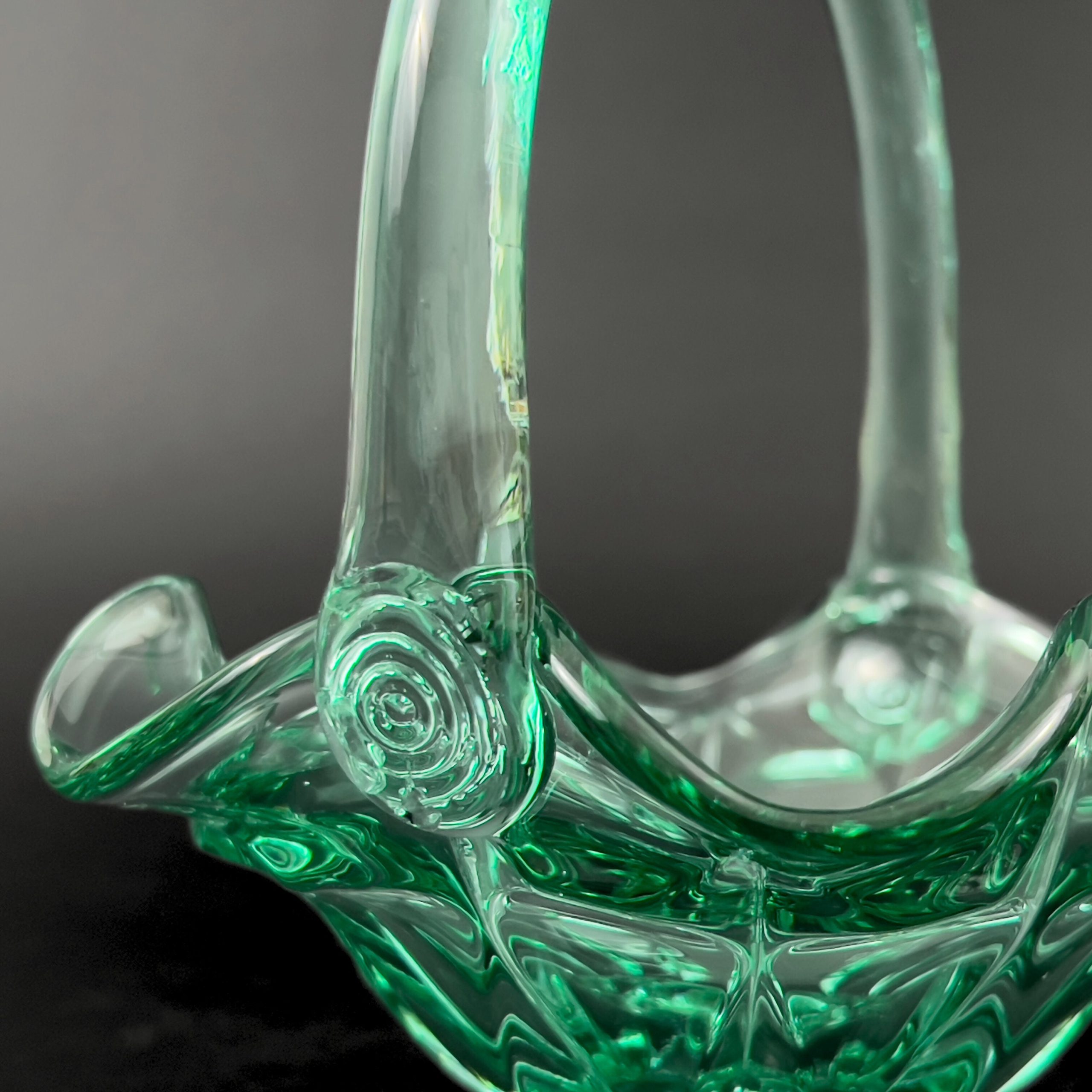 Vintage Fenton Sea Mist Green Glass Basket, 1992 Ruffle Edge - Image 5