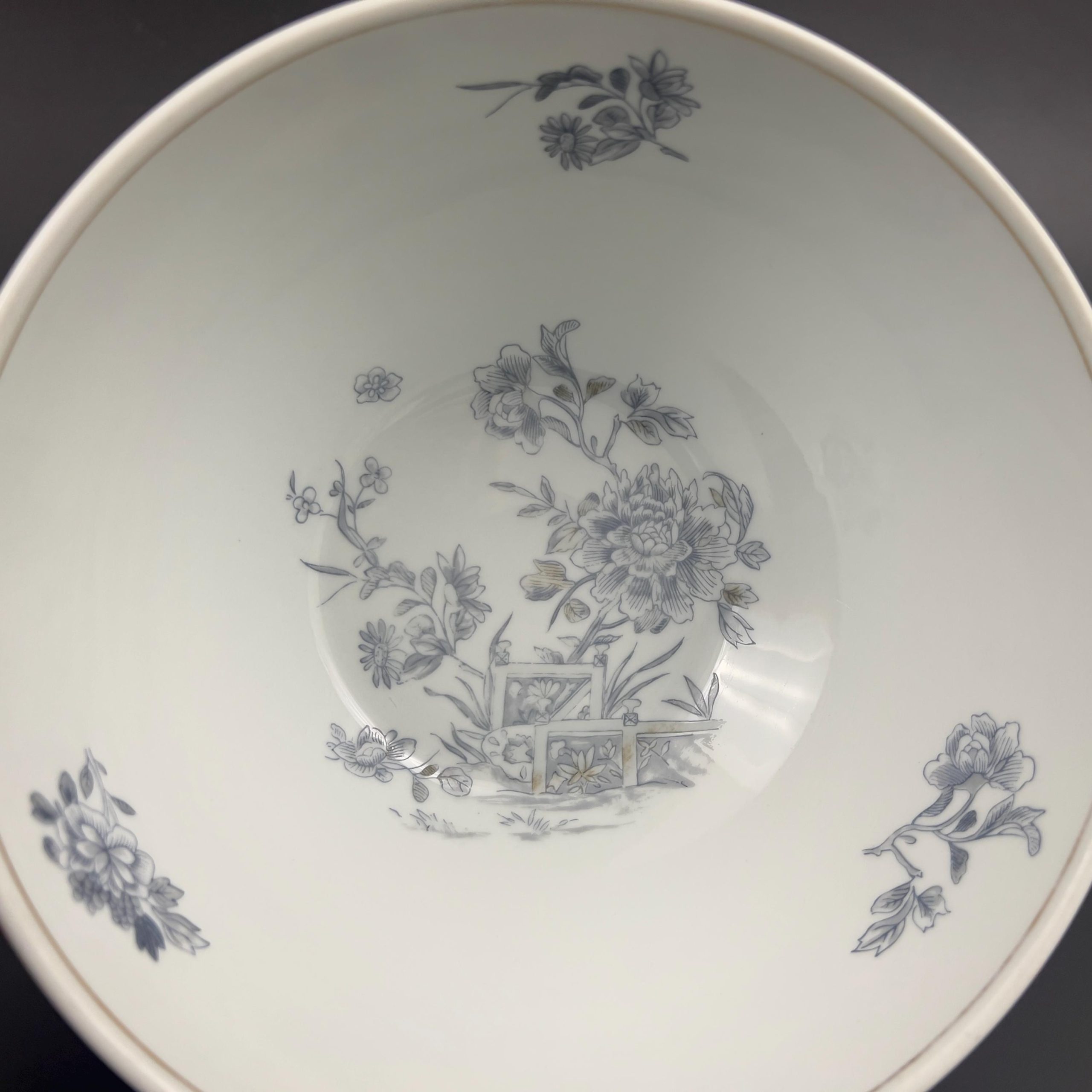 Vintage Vista Alegre Bowl: Mid-Century Hand-Painted Portuguese Porcelain - Image 8