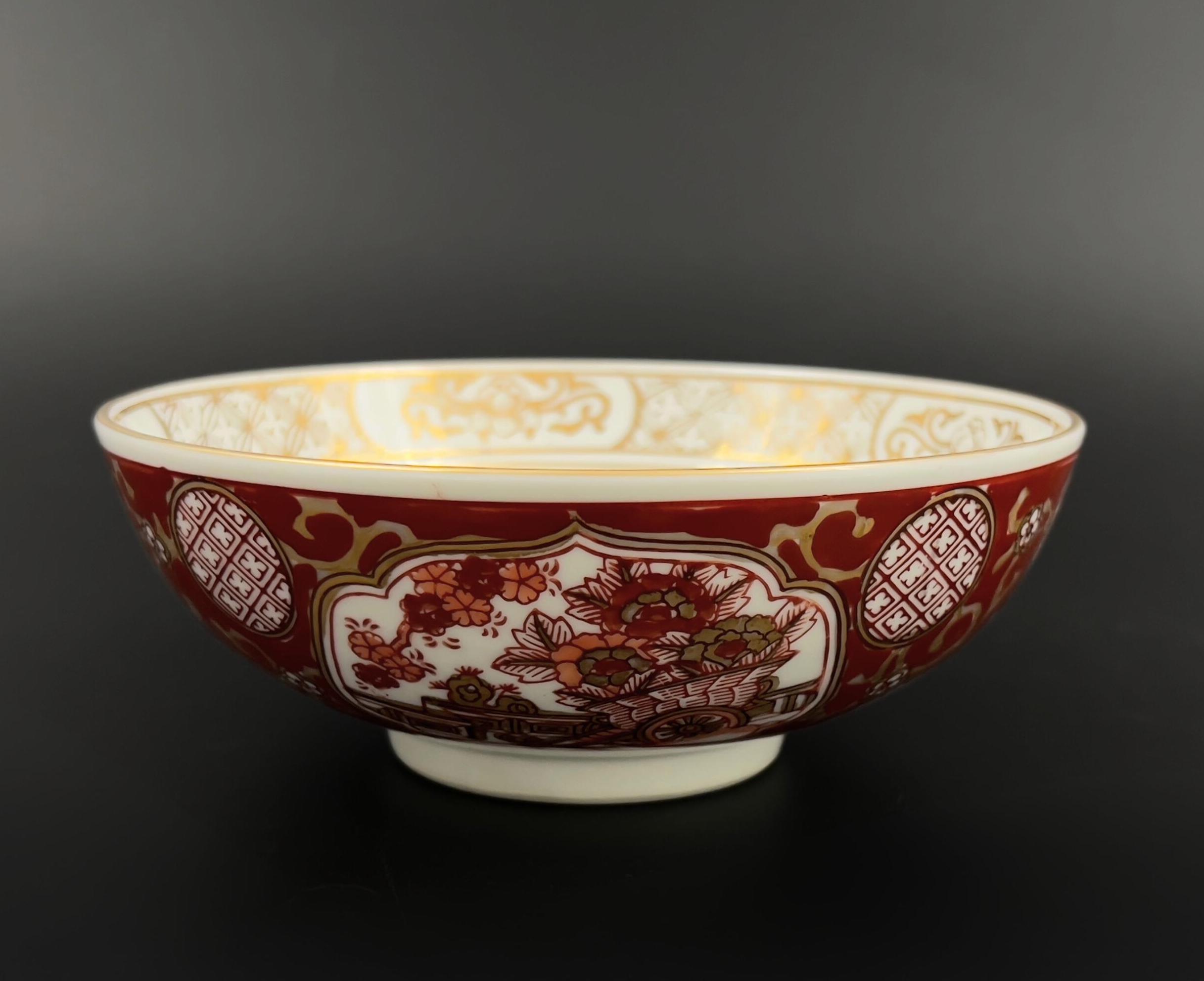 Vintage Kutani Style Porcelain Bowl: Hand-Painted Gold Imari, Made in Japan - Image 4