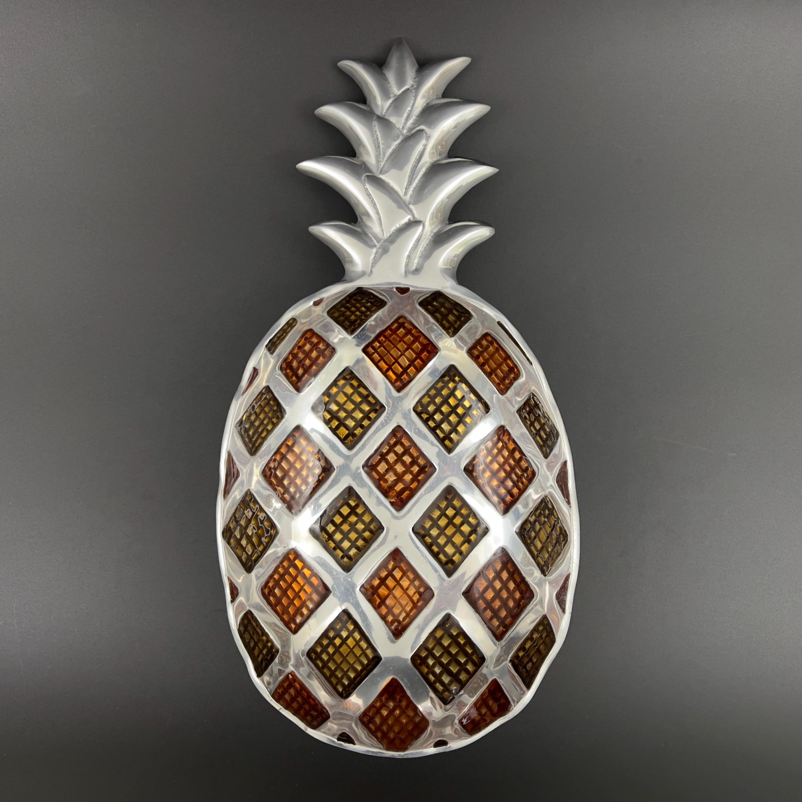 Vintage Pineapple Tray: Pewter Metal with Resin Diamond Pattern - Image 5