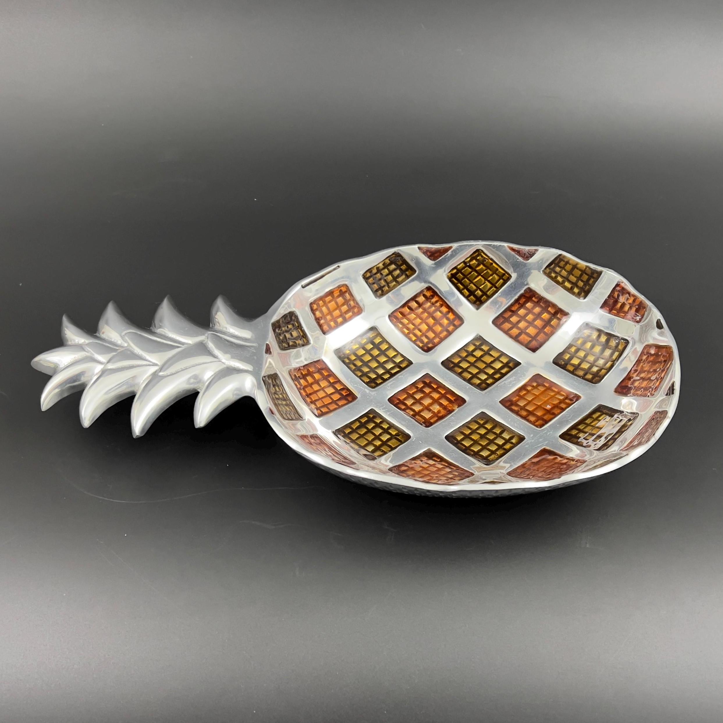 Vintage Pineapple Tray: Pewter Metal with Resin Diamond Pattern - Image 6