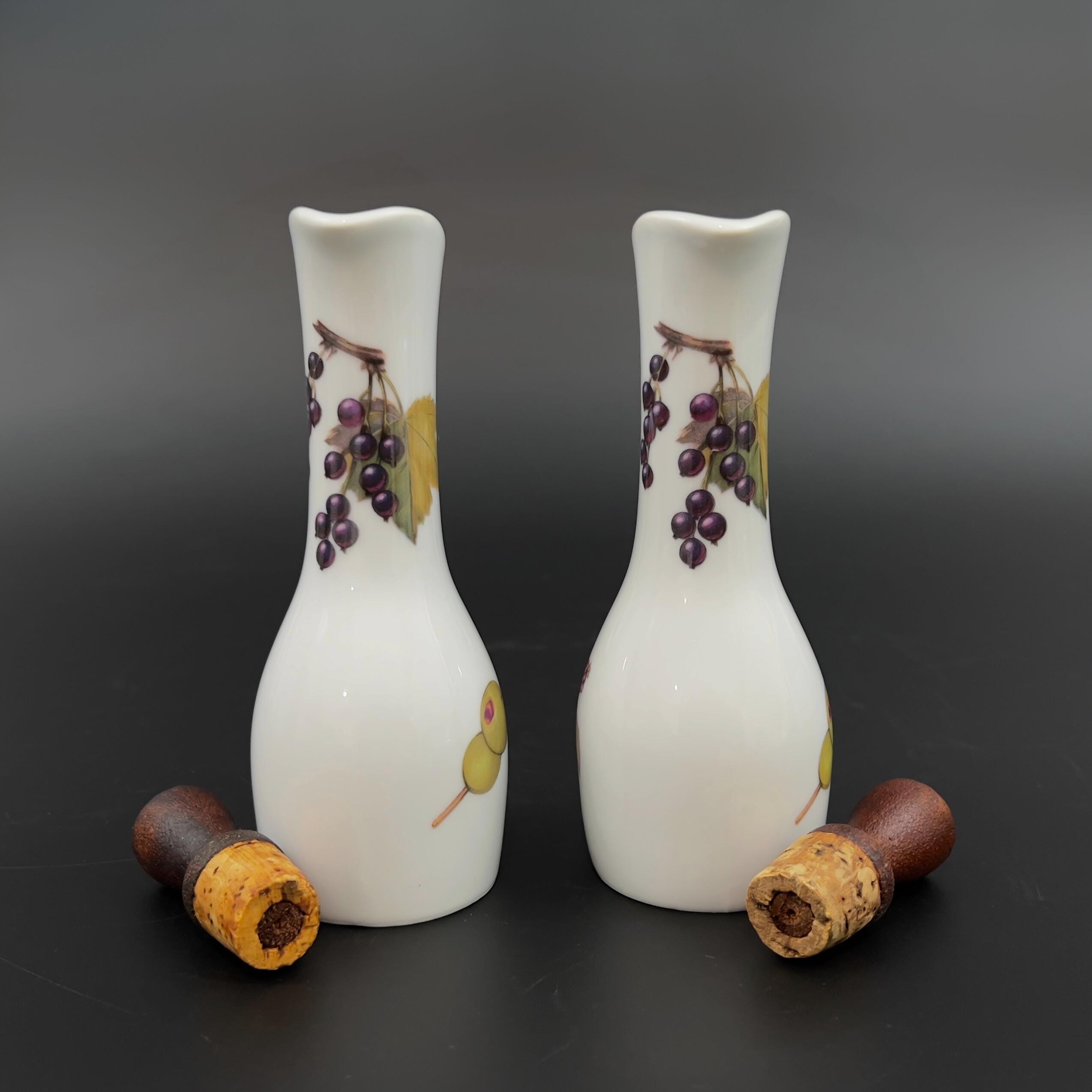 Vintage Royal Worcester Cruet Set: Mid-Century Evesham Severn Shape - Image 7