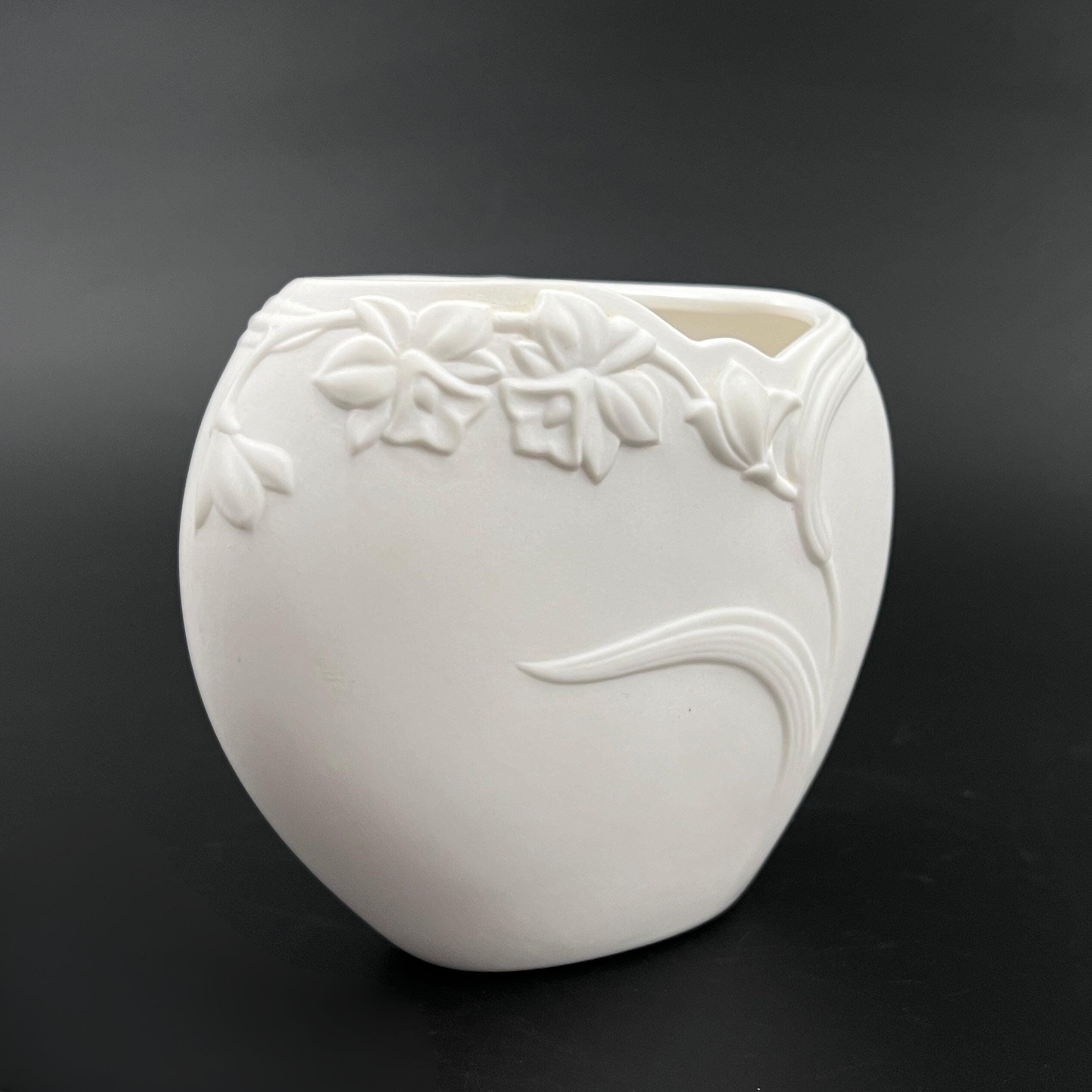 Vintage Gorham Bisque Vase: Art Nouveau Calla Lily Design - Image 4