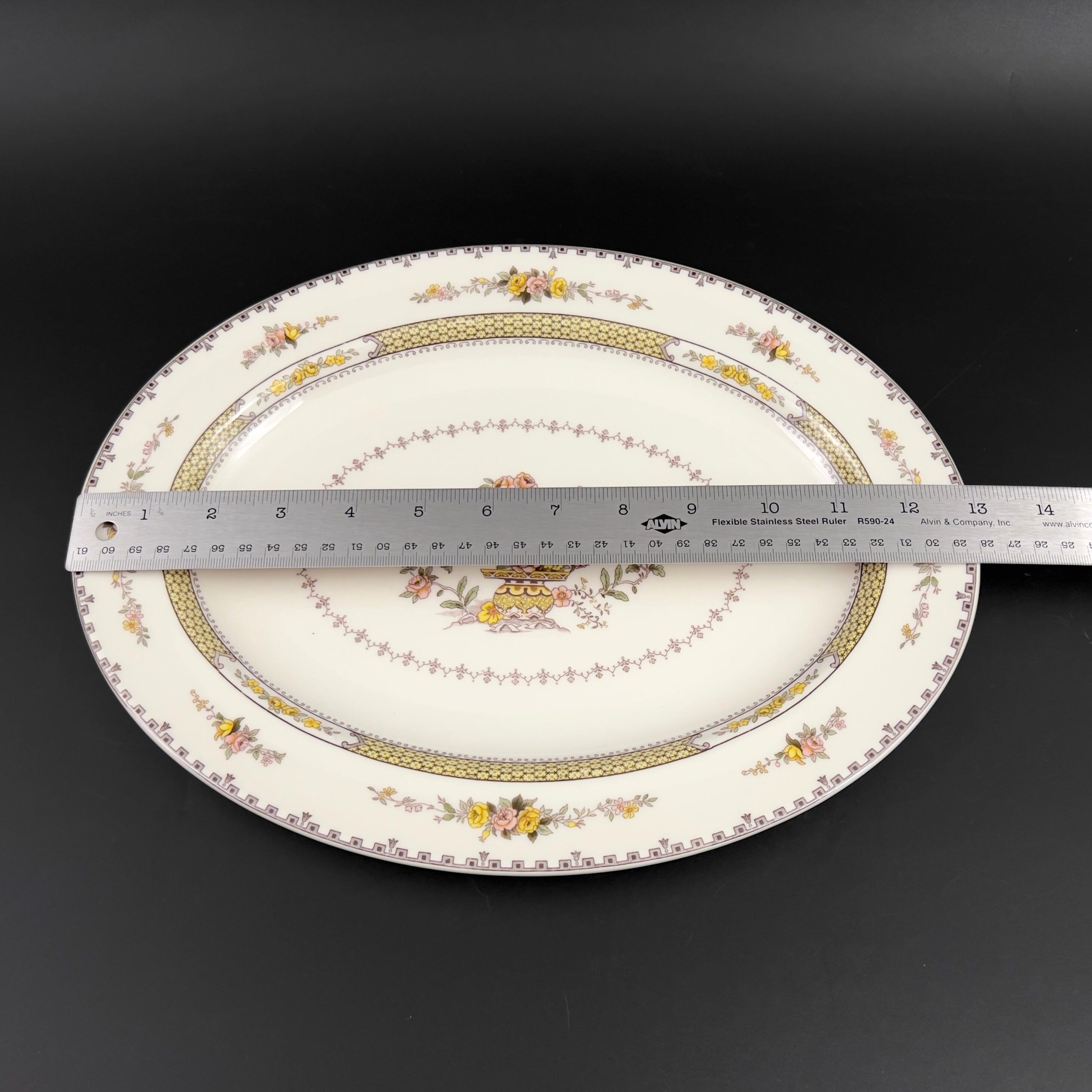 Royal Doulton Hamilton Platters: Vintage Bone China Set of Two - Image 9