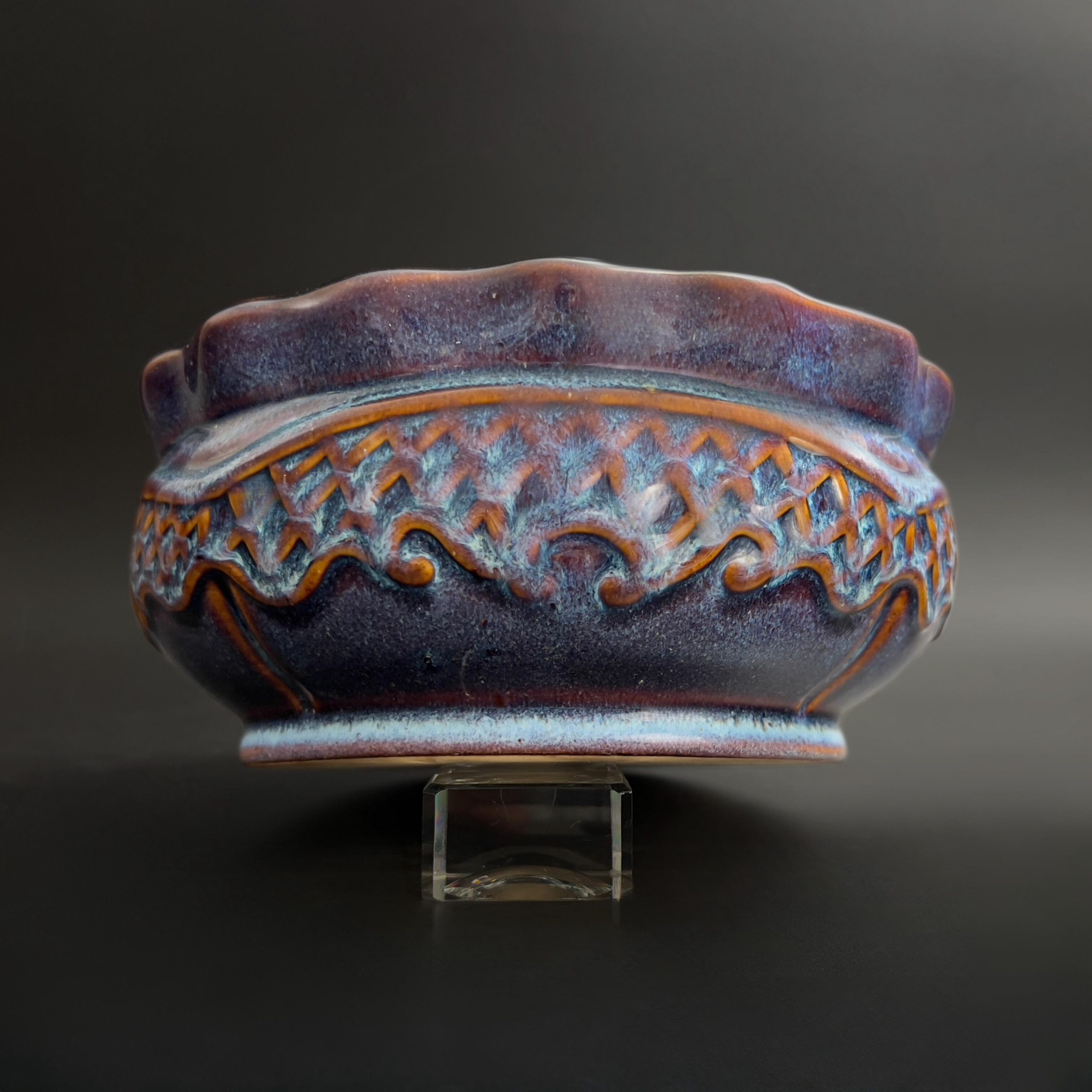 Vintage Studio Pottery Bowl: 8" Sculptural Relief, Mid-Century Centerpiece - Image 5