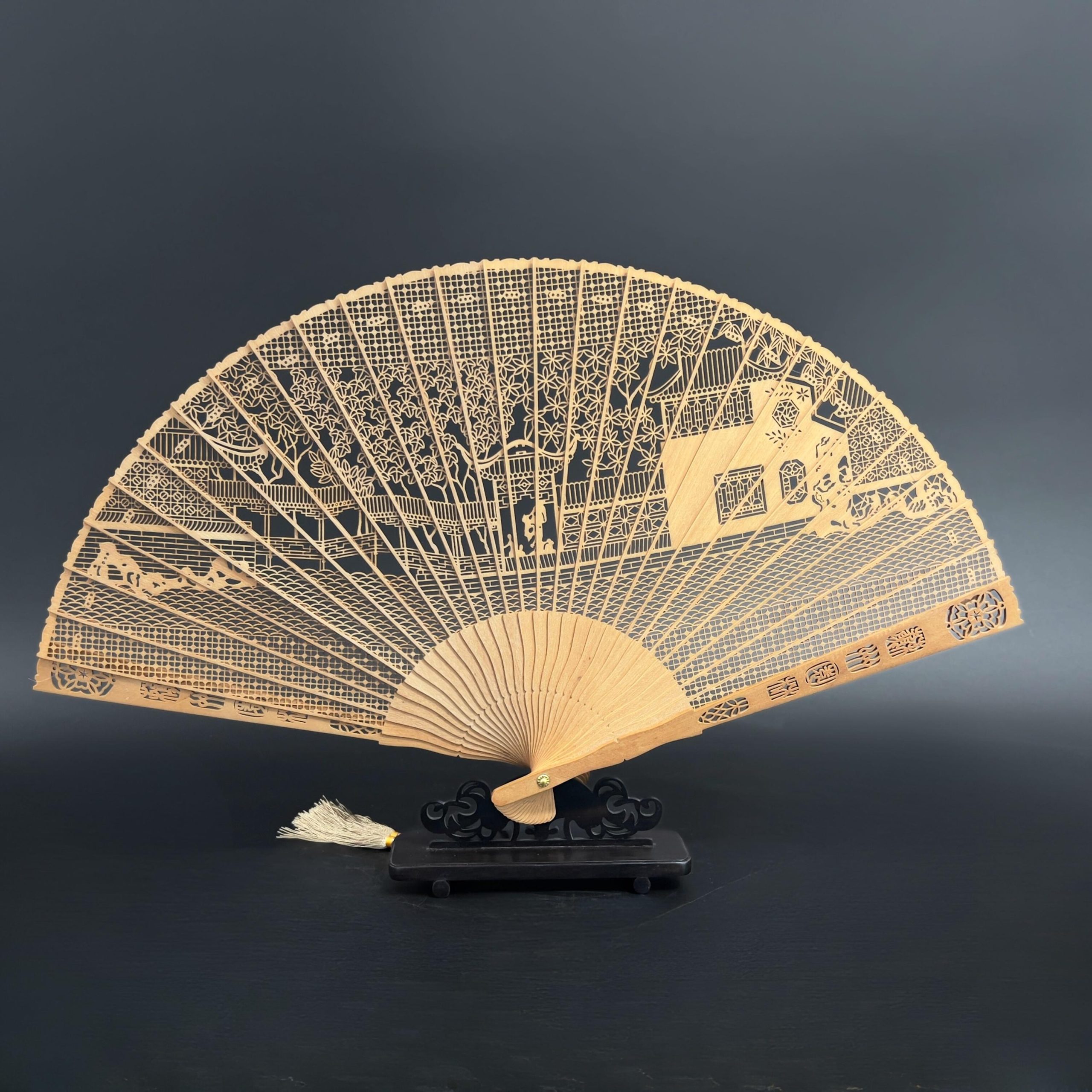 Vintage Suzhou Red Sandalwood Folding Fan: Hand-Carved Chinese Garden Scene with Gift Box - Image 9