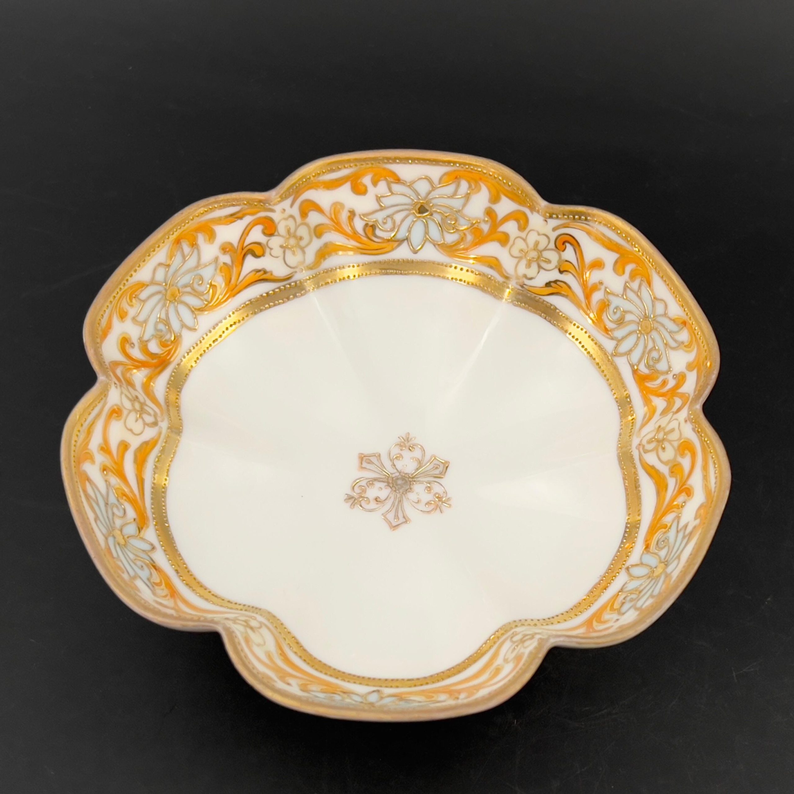 Antique Nippon Footed Bowl: Hand-Painted Floral Moriage Porcelain - Image 5