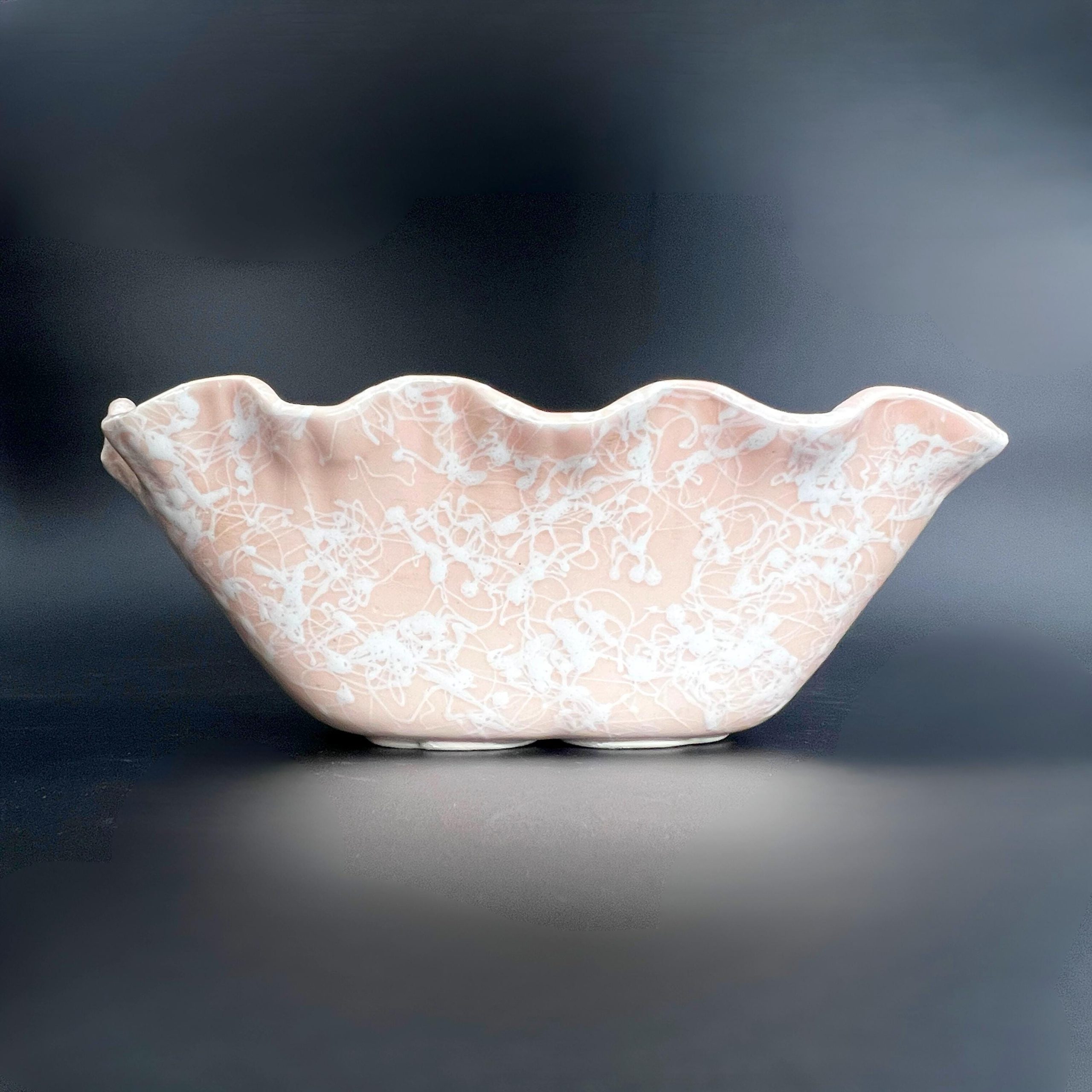 Vintage Shawnee Cameo Planter: Lilac Matte Ceramic, Mid-Century Pottery - Image 5