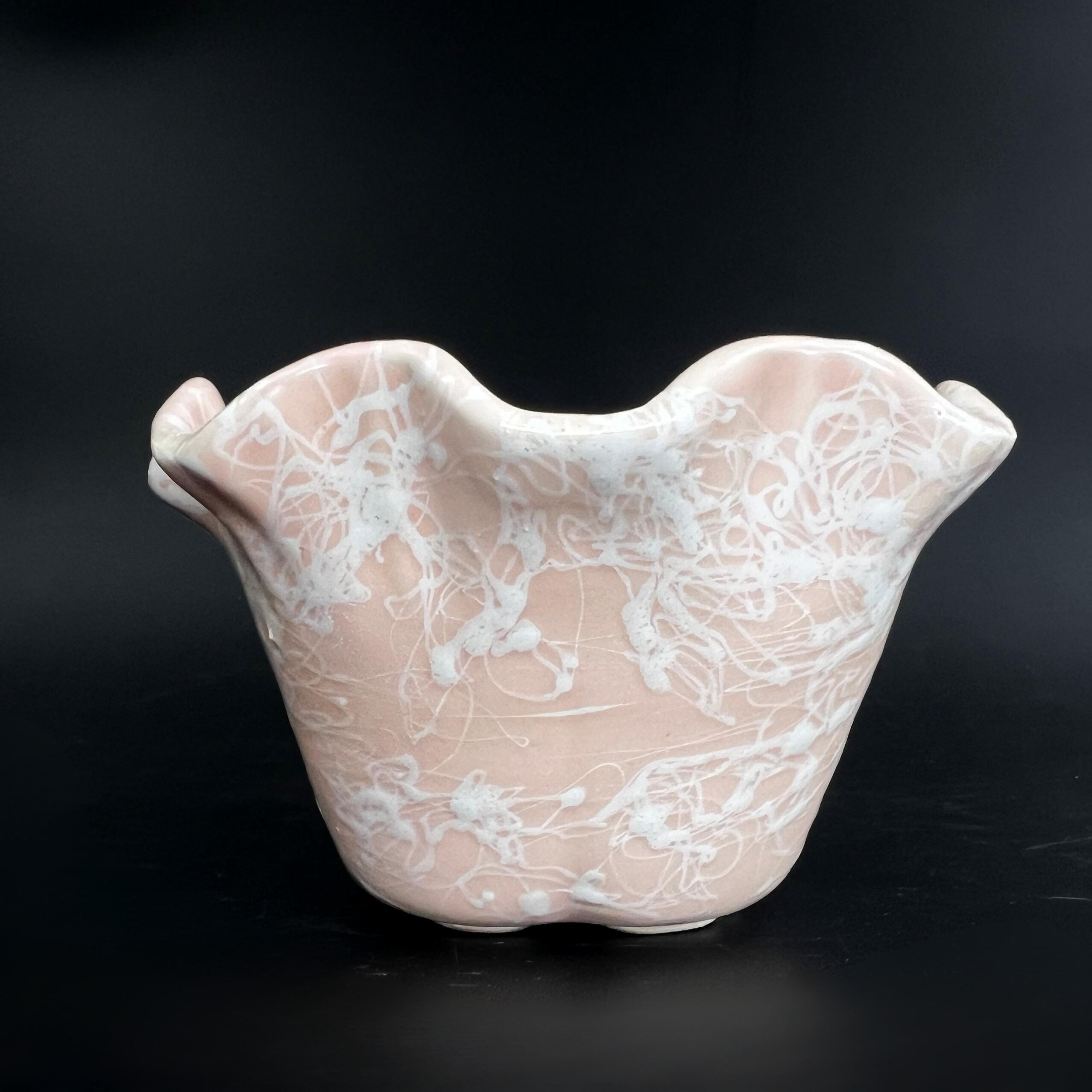 Vintage Shawnee Cameo Planter: Lilac Matte Ceramic, Mid-Century Pottery - Image 6