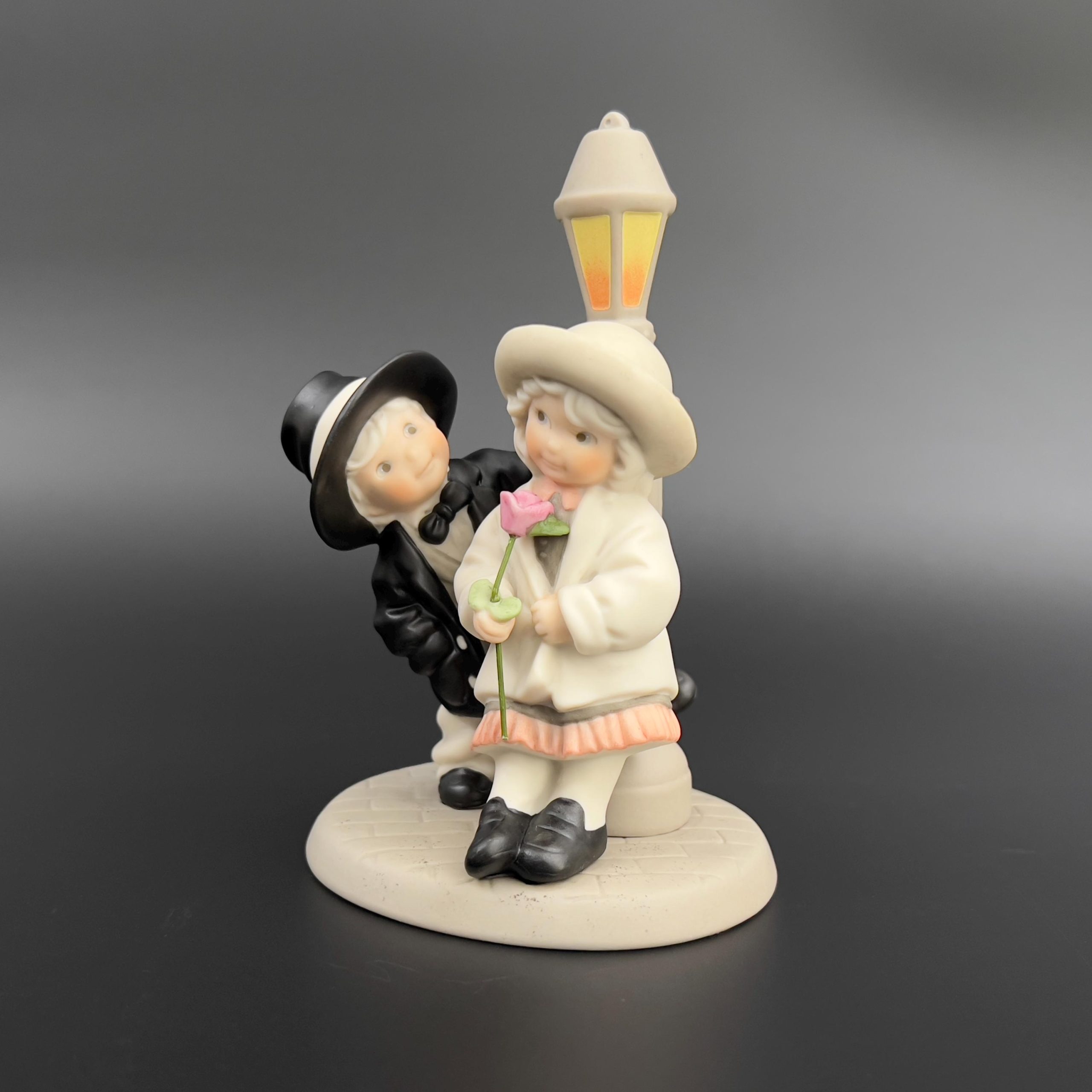 Vintage Kim Anderson Porcelain Figurine: Peekaboo I Love You, 1996 - Image 3