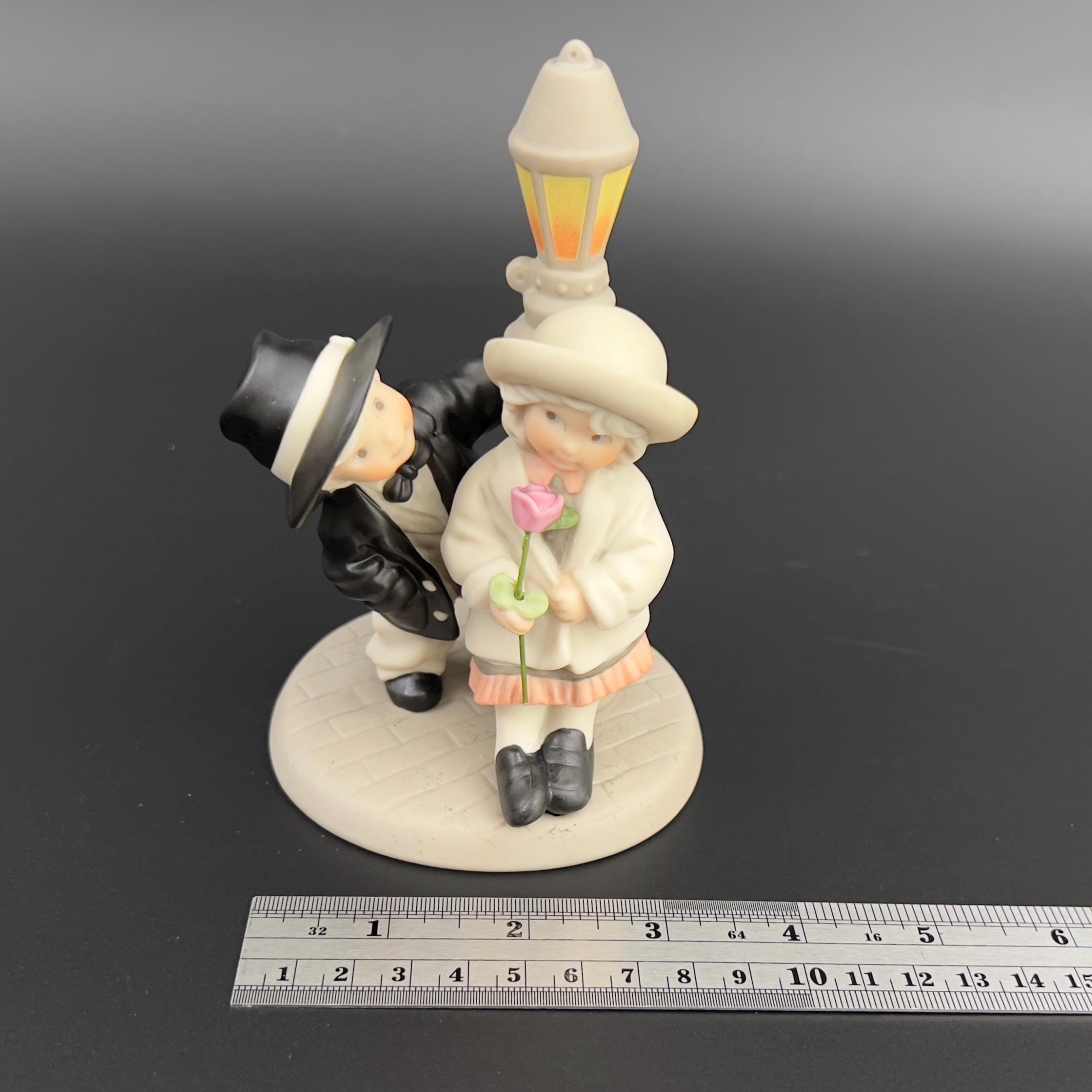 Vintage Kim Anderson Porcelain Figurine: Peekaboo I Love You, 1996 - Image 10