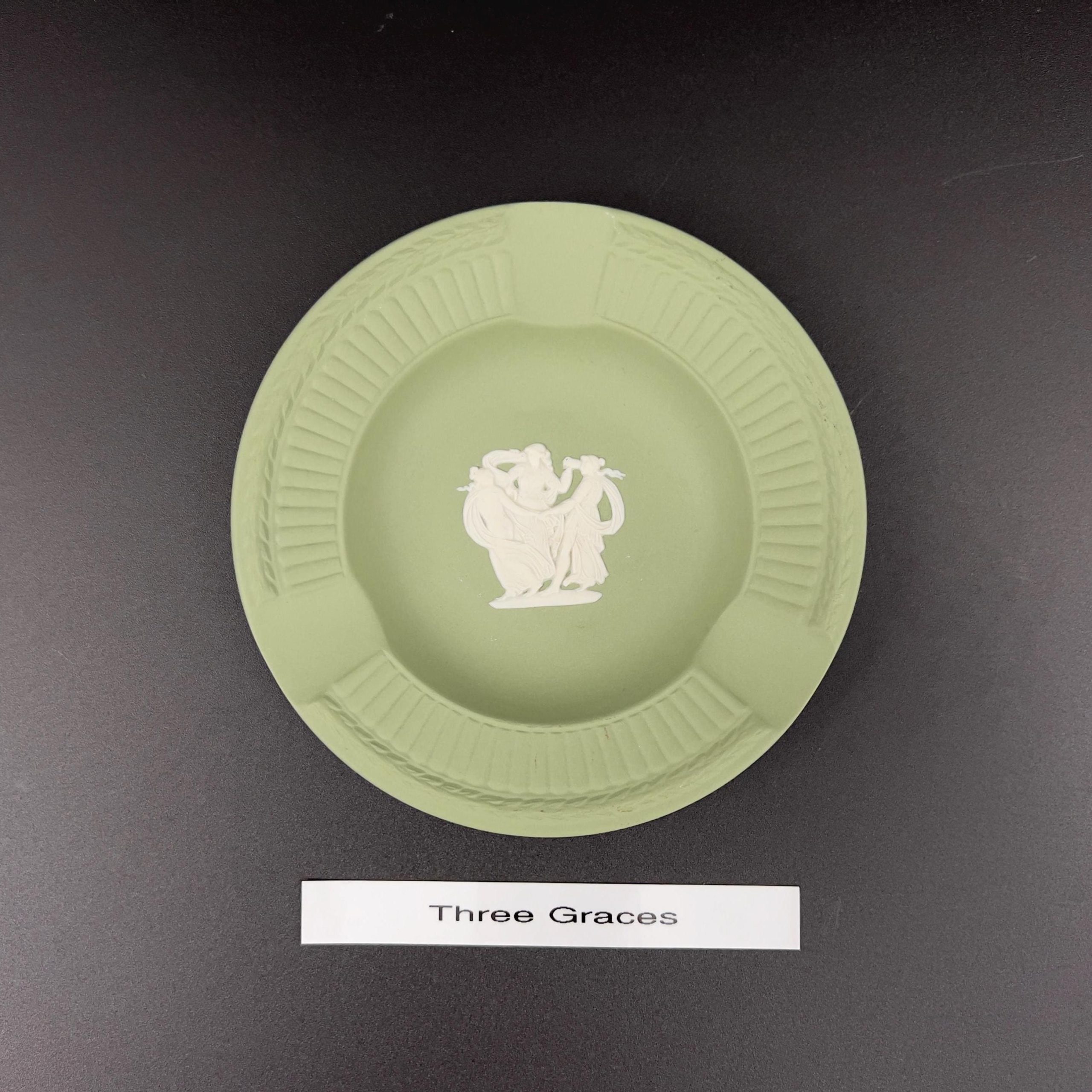 Vintage Wedgwood Sage Green Jasperware Ashtray Set: Neoclassical Decor - Image 4