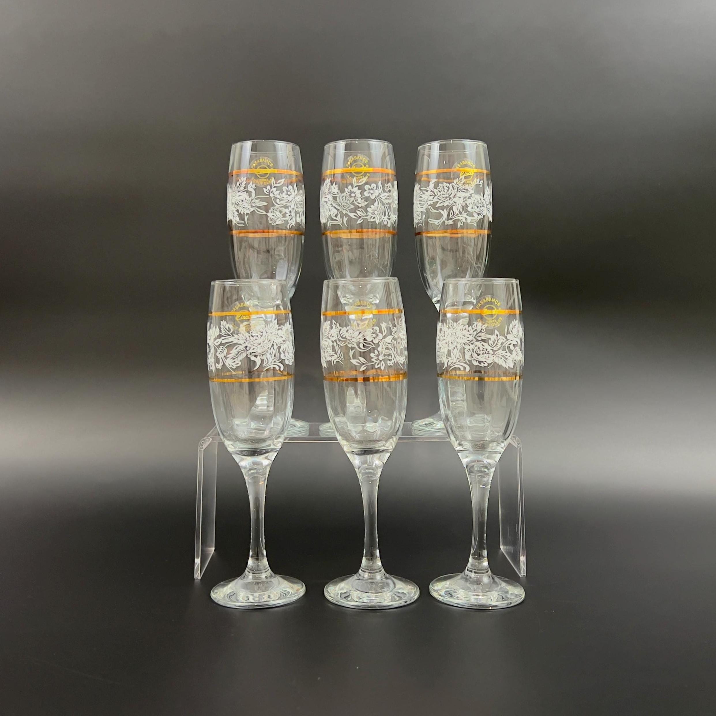 Vintage Pasabahce Champagne Flutes: White Floral & Gold Set of 6 - Image 4