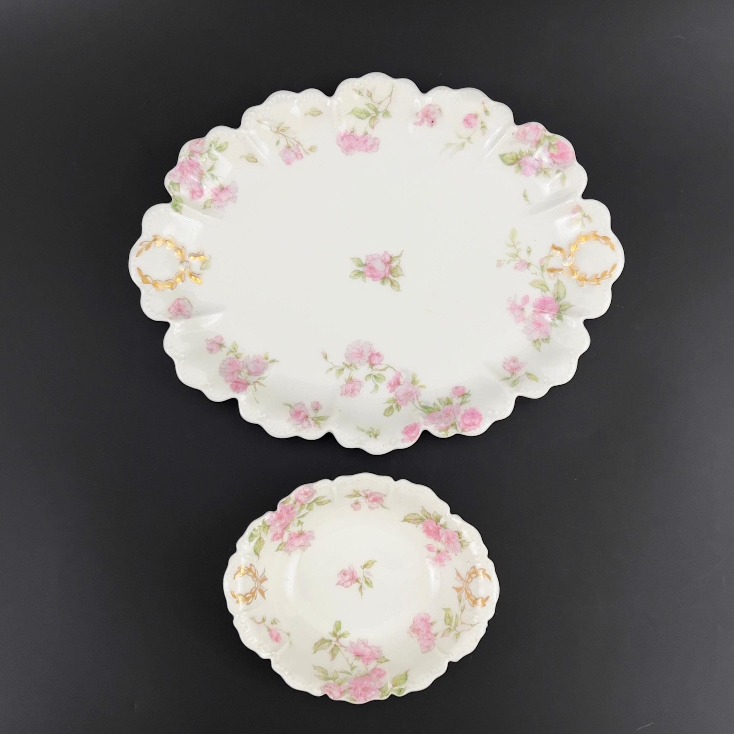 Antique Haviland Limoges Platter & Sauce Dish: Pink Roses, Gold Laurel - Image 3