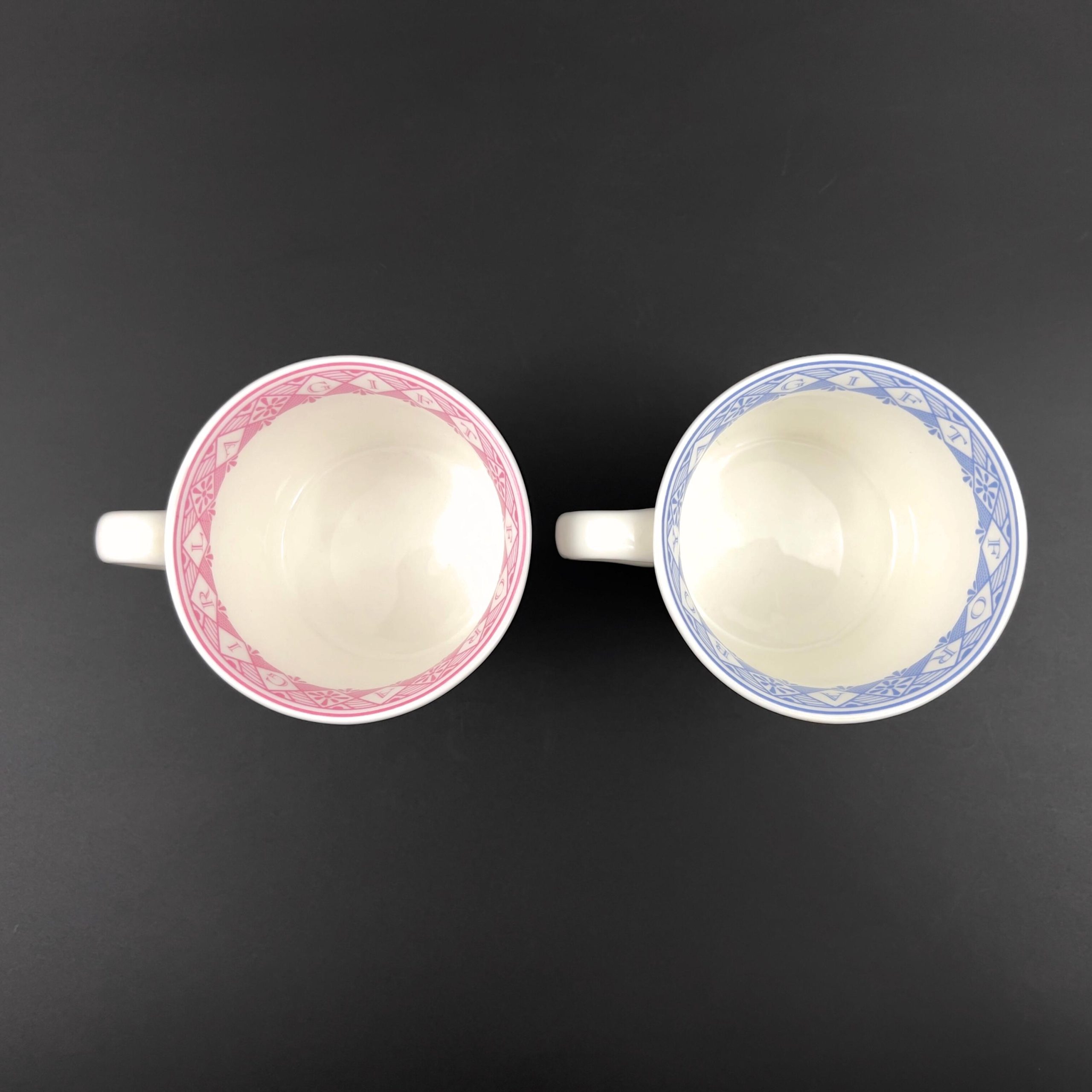 Vintage Porcelain Twin Baby Cups: Queen's of India Keepsake Gift - Image 7