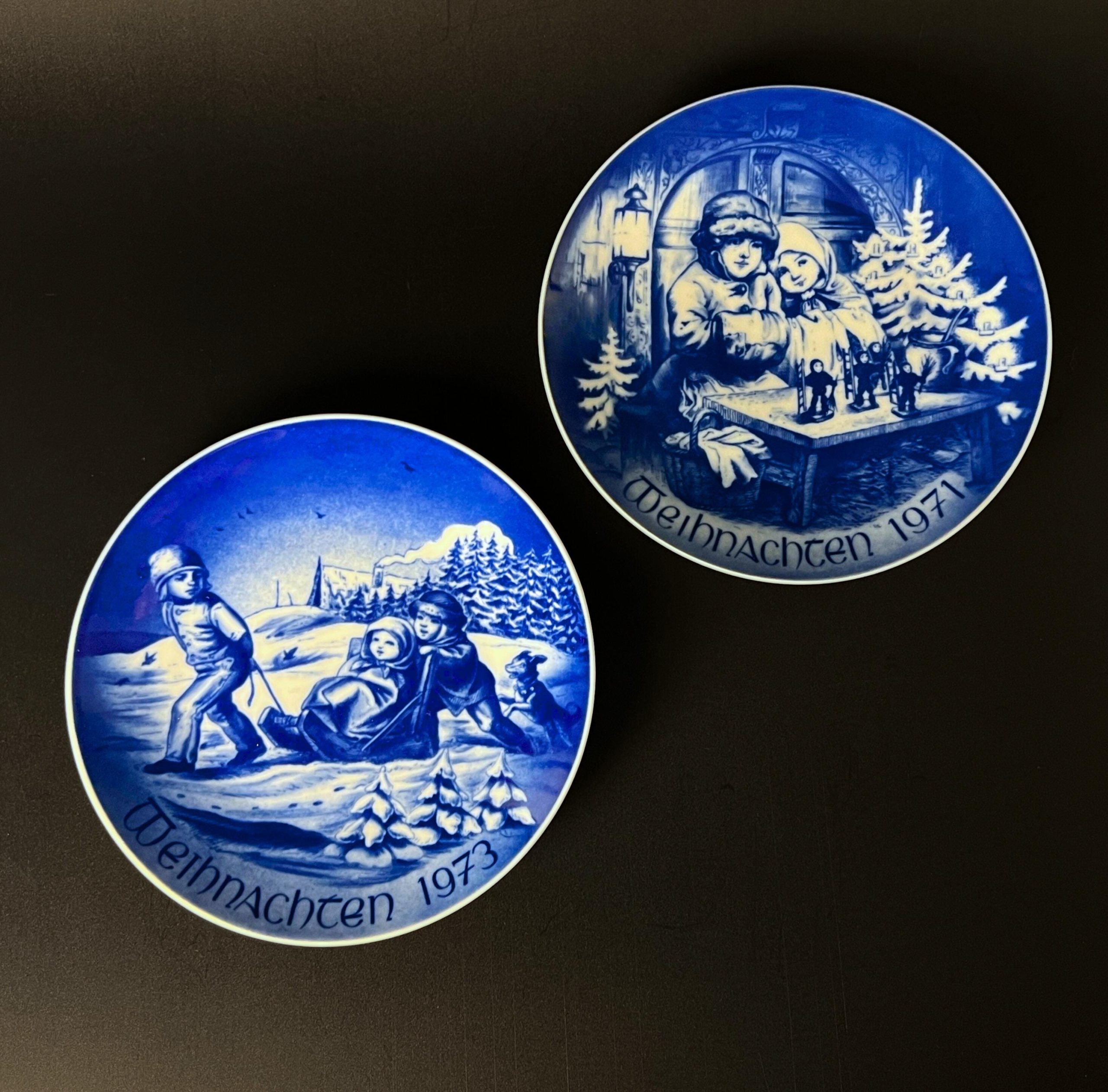 Bareuther Bavaria Christmas Plate Set: 1971 & 1973 Blue White Porcelain - Image 6