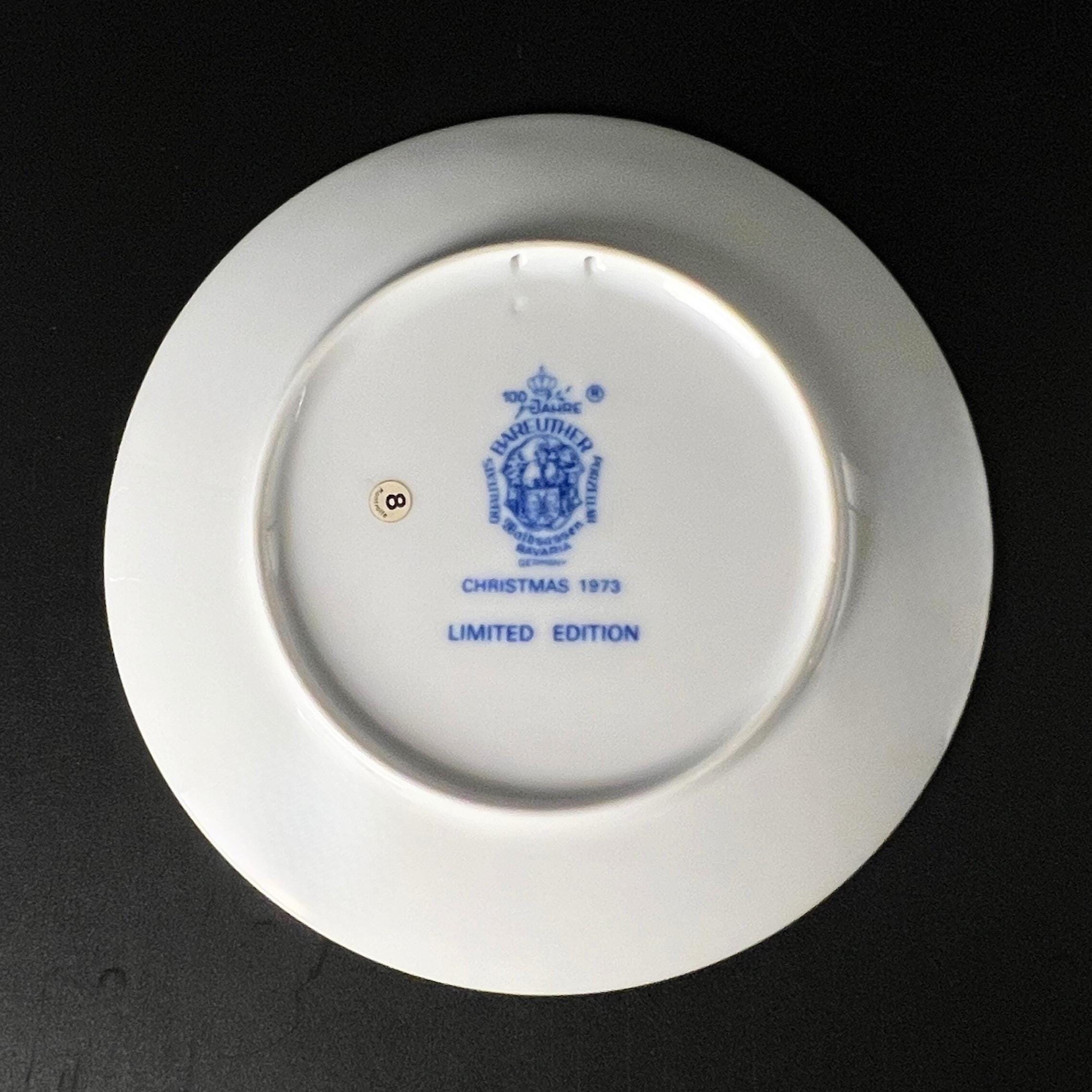Bareuther Bavaria Christmas Plate Set: 1971 & 1973 Blue White Porcelain - Image 8