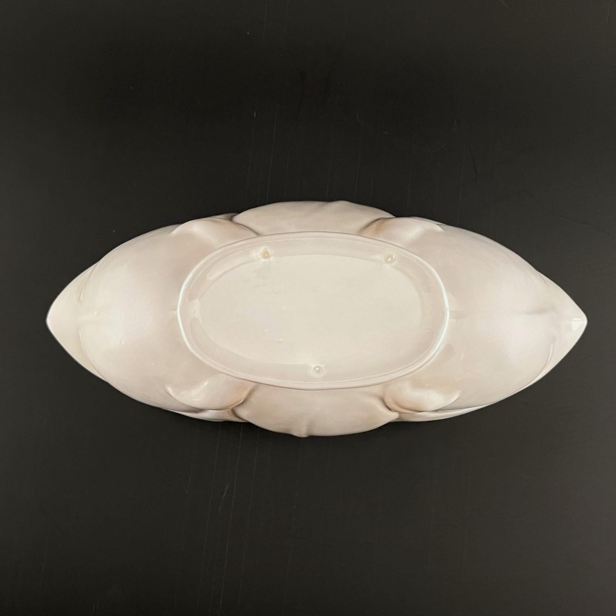 Vintage Roselane Ceramic Planter #935: Mid-Century Modern Centerpiece - Image 9