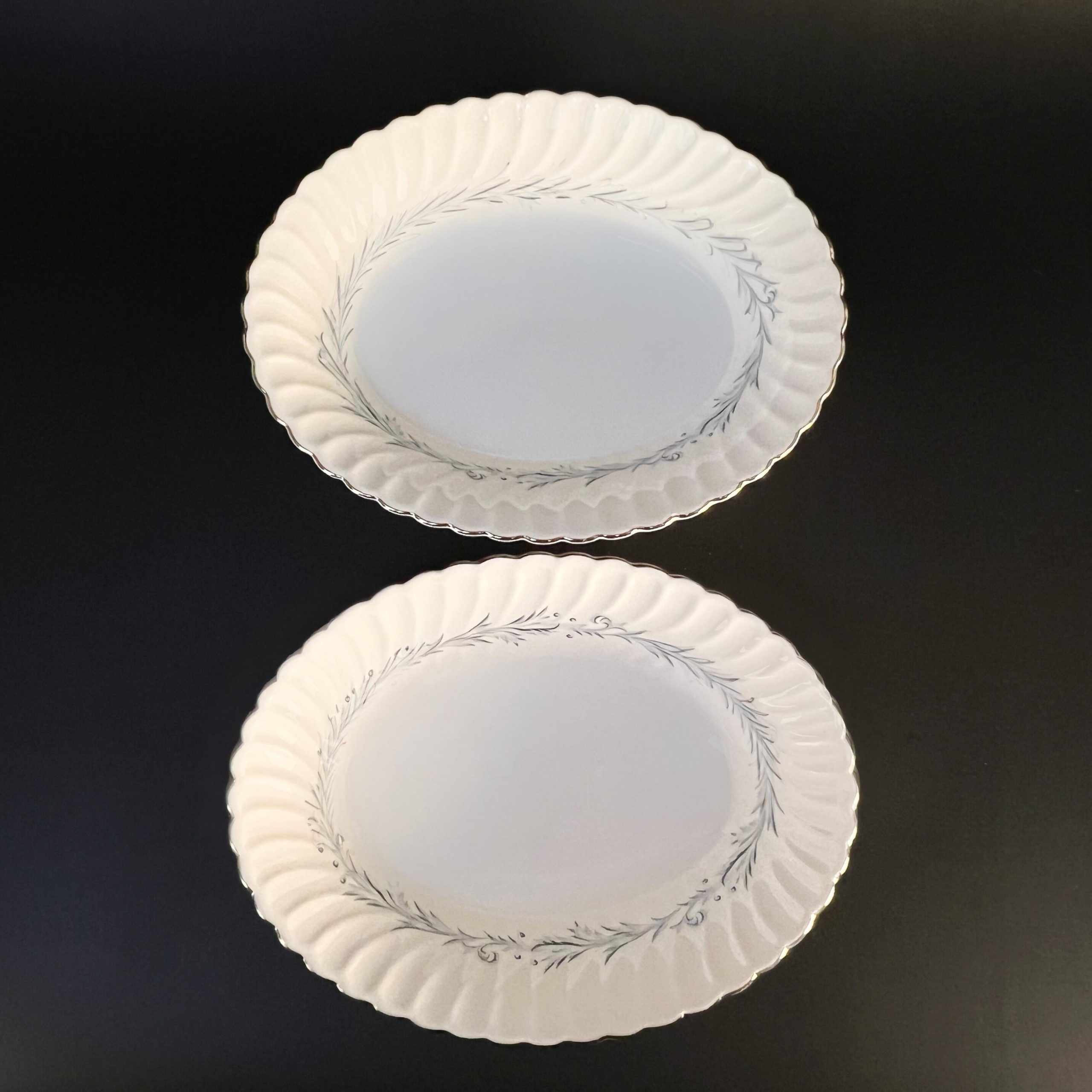 Vintage Syracuse China Sonata Pattern Dinnerware: Plates, Vegetable Bowls, Tea Cups and Saucers - Image 12