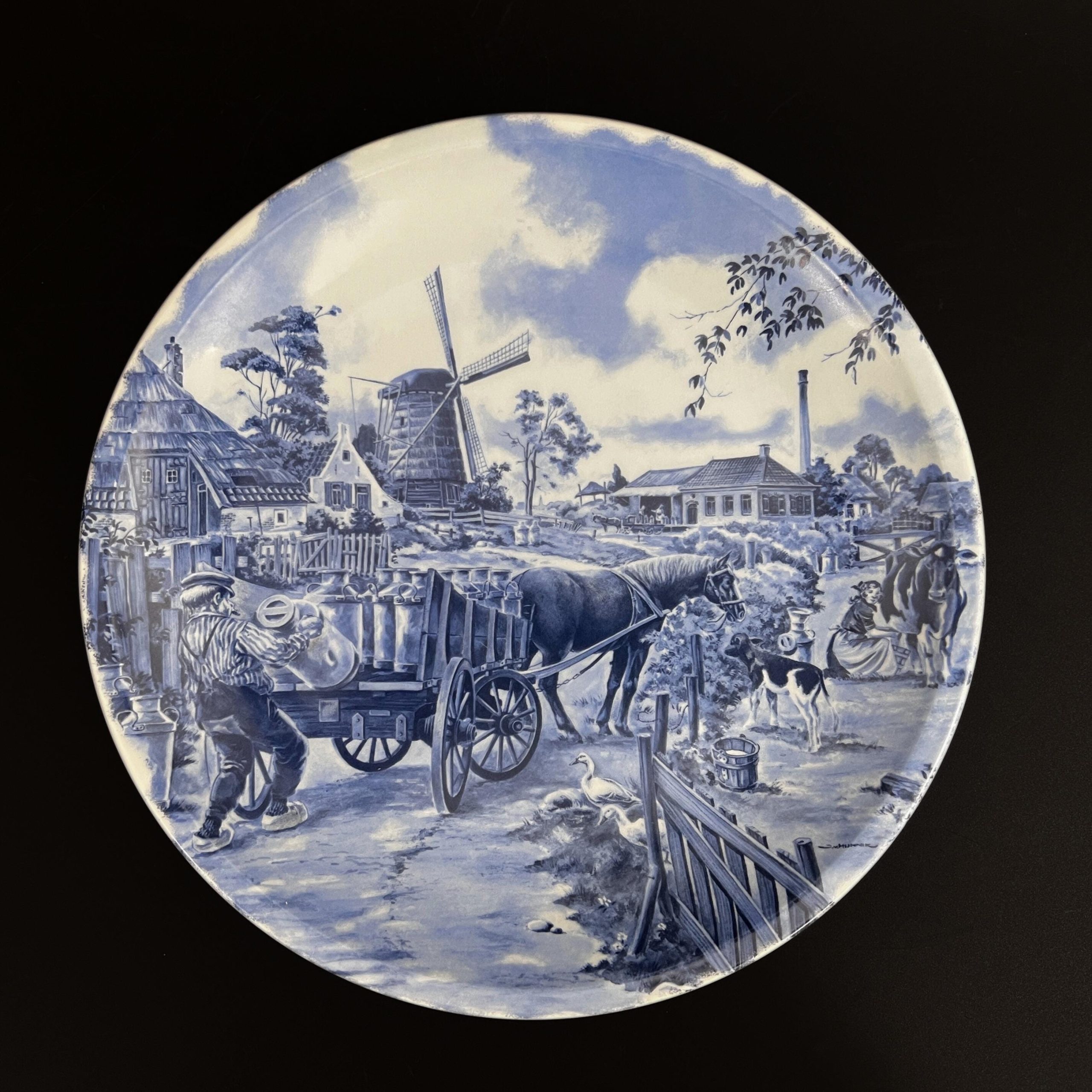 Vintage Delft Blue Wall Plate: Hand-Decorated Dutch Scene (9.5 inch) - Image 5