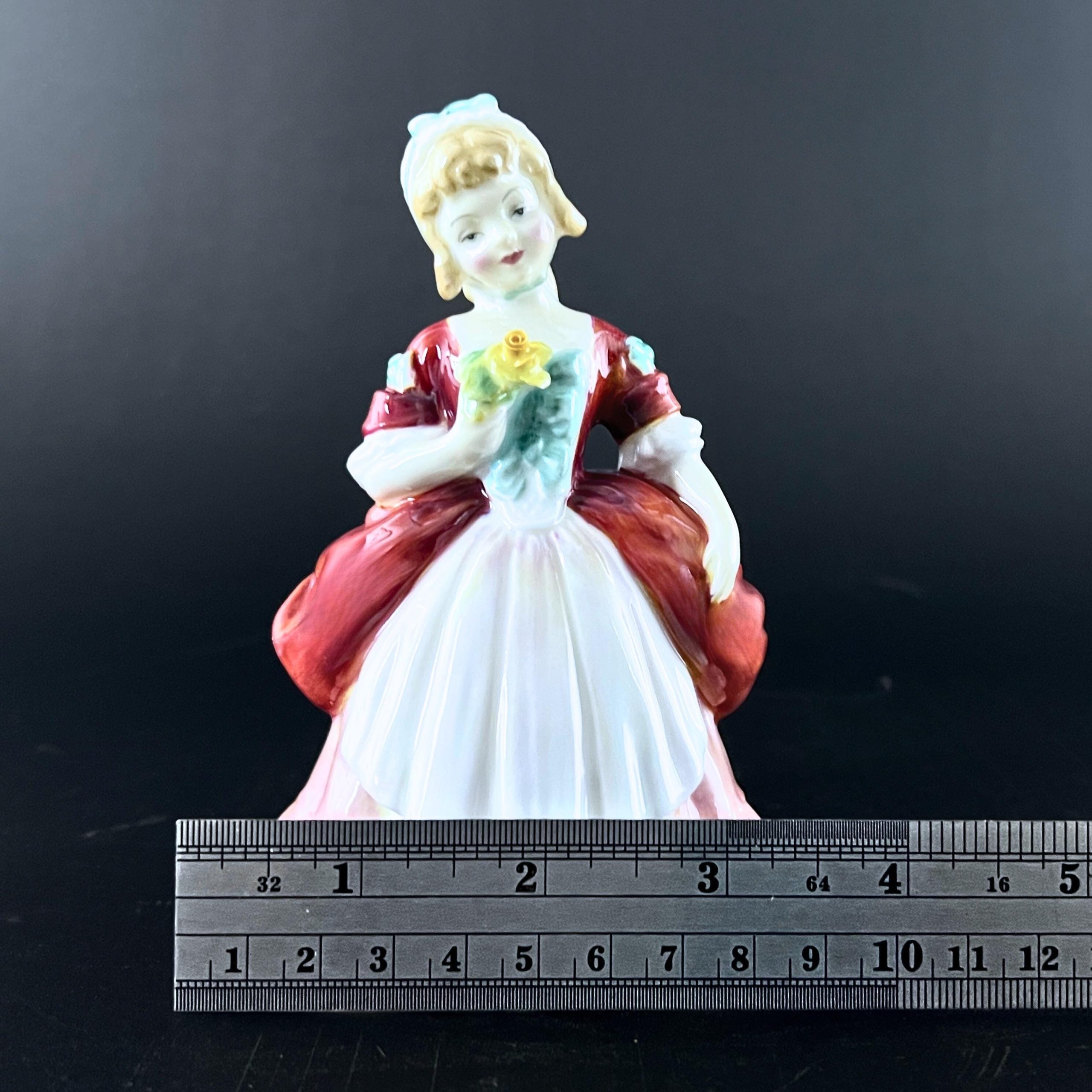 Vintage Royal Doulton Figurine Valerie HN2107, Pink Victorian Lady - Image 11