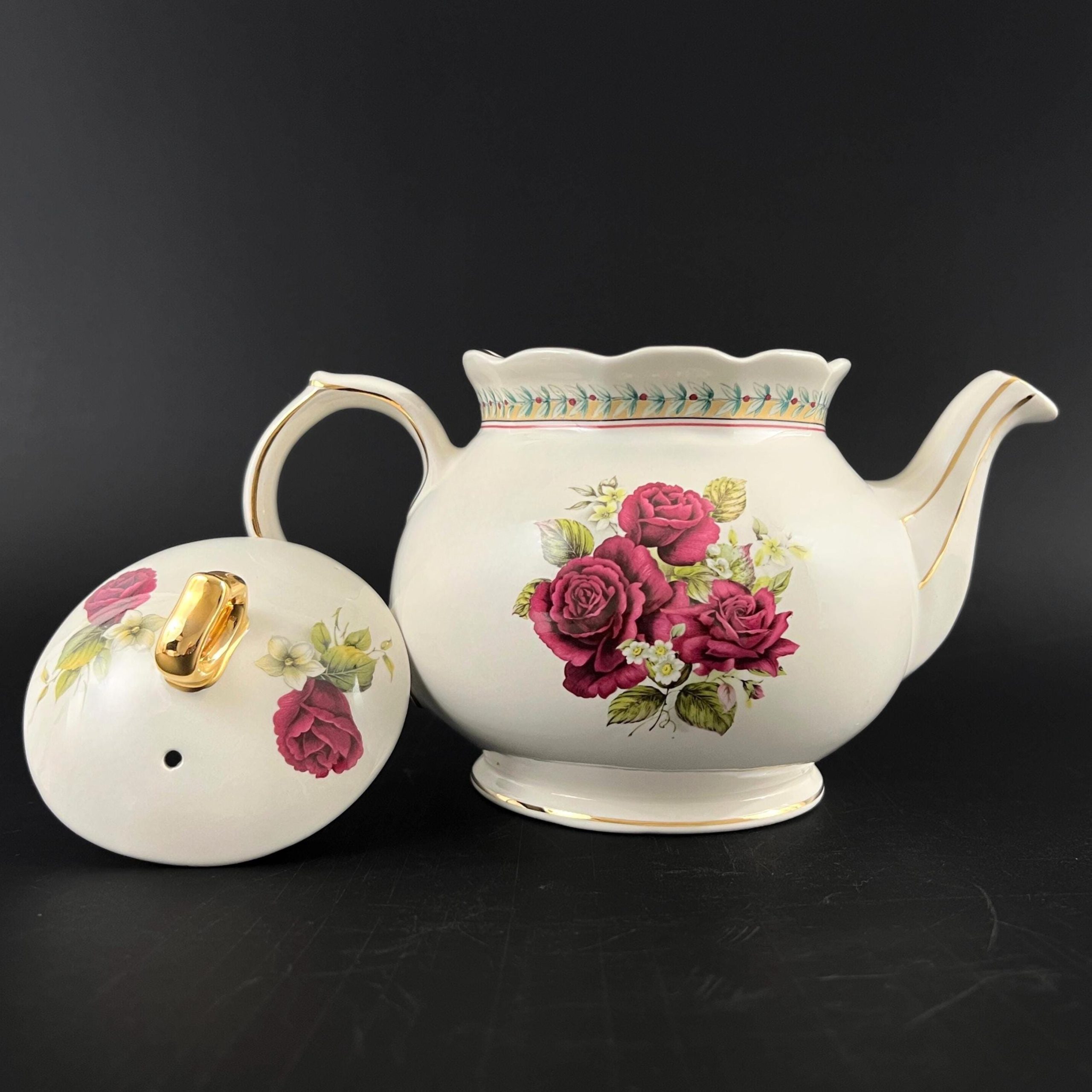 Vintage Sadler England’s Rose Teapot - Image 3