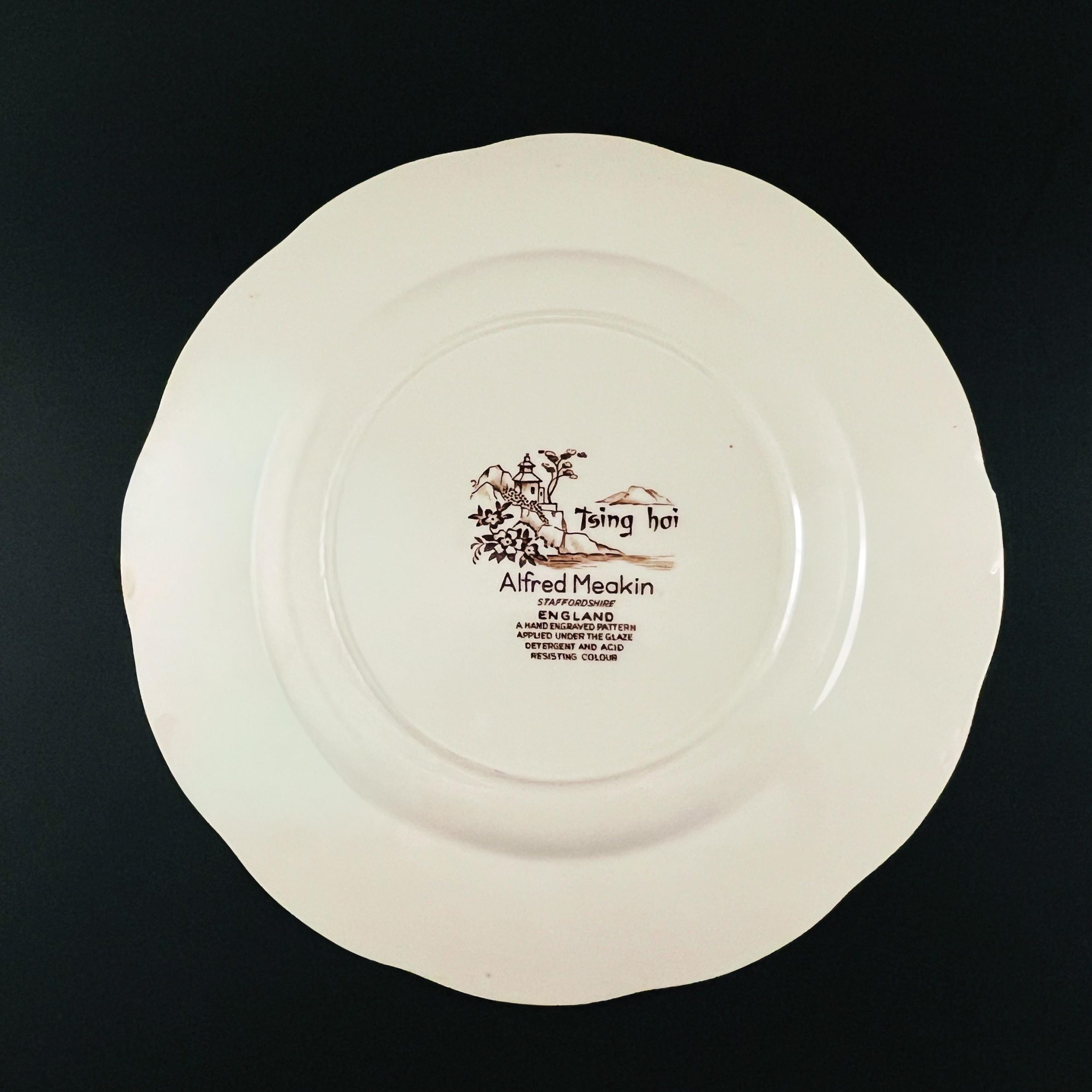 Set of 2 - Alfred Meakin Tsing Hai 10 inch Plates, Midcentury Chinoiserie Brown & White Ironstone - Image 10