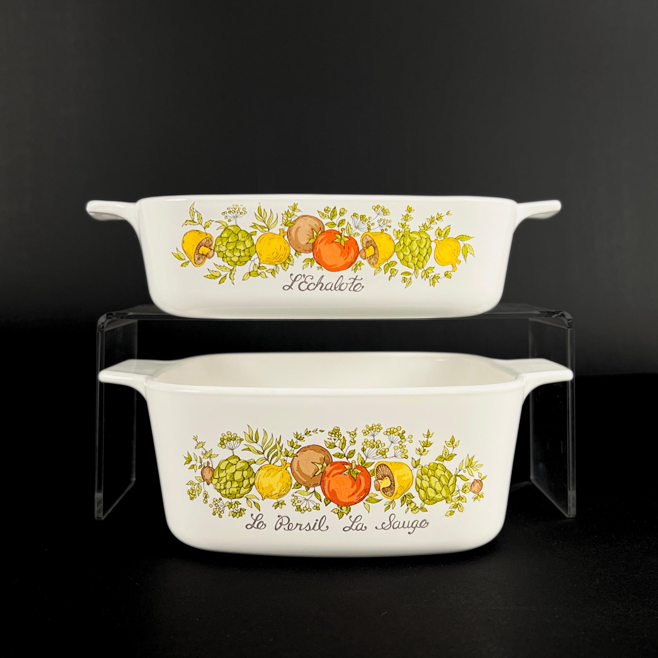 Set of 2 - Vintage CorningWare Spice of Life Casserole Dishes -  L’Echalote 1 Liter and Le Persil La Sauge 1.5 Quart