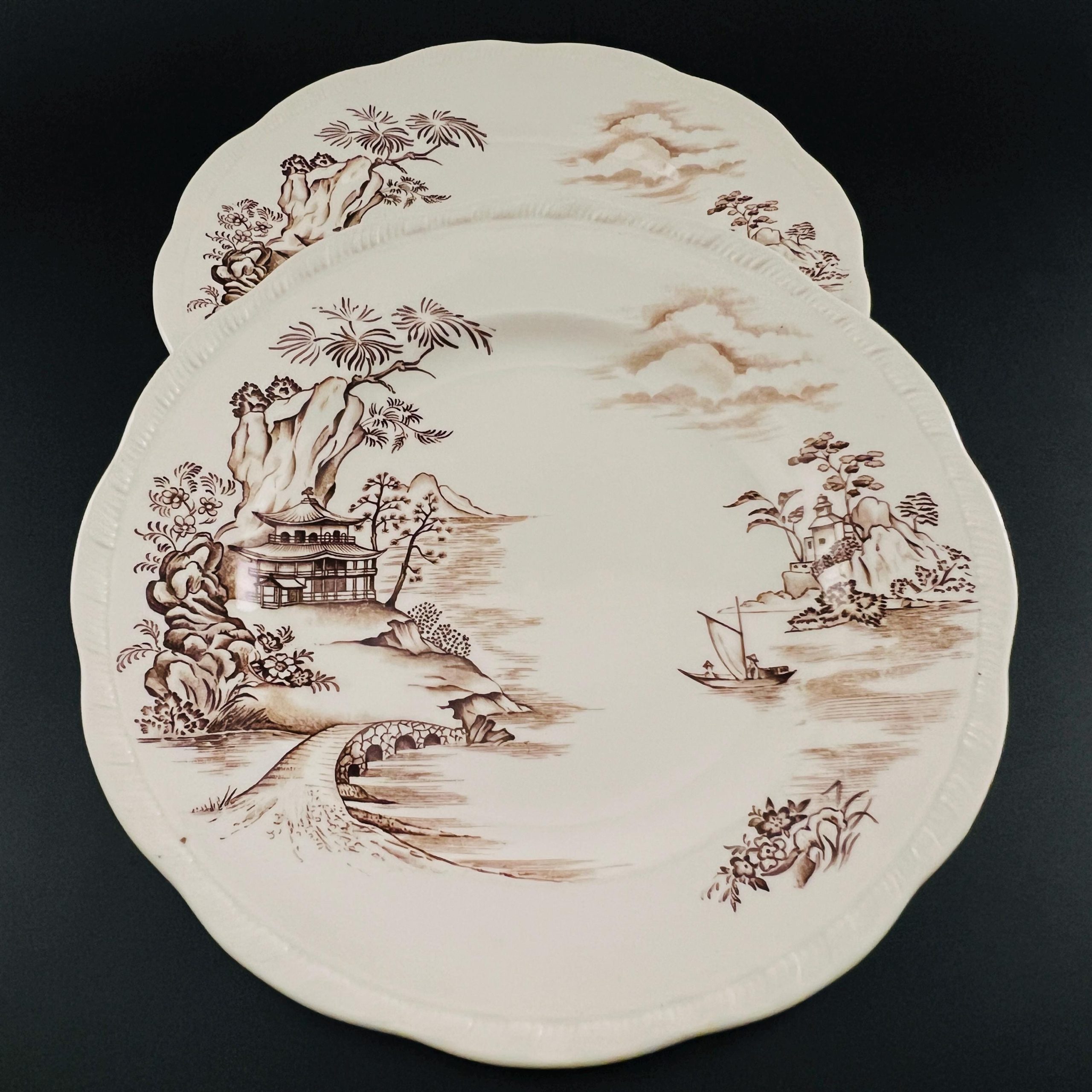 Set of 2 - Alfred Meakin Tsing Hai 10 inch Plates, Midcentury Chinoiserie Brown & White Ironstone - Image 7