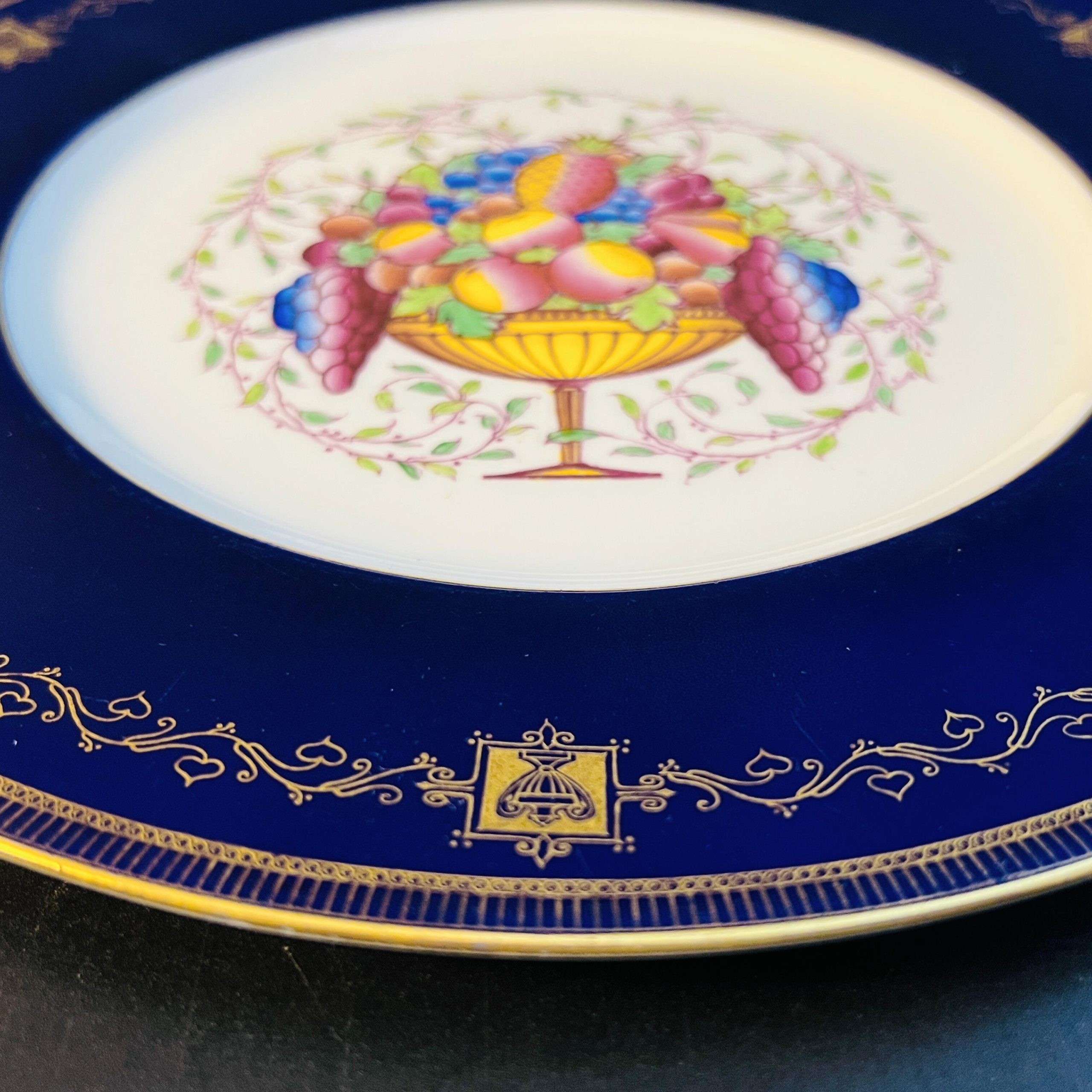 Vintage Royal Worcester Cobalt Blue Wall Plate with Gold Trim and Fruit Bowl Center - Image 5