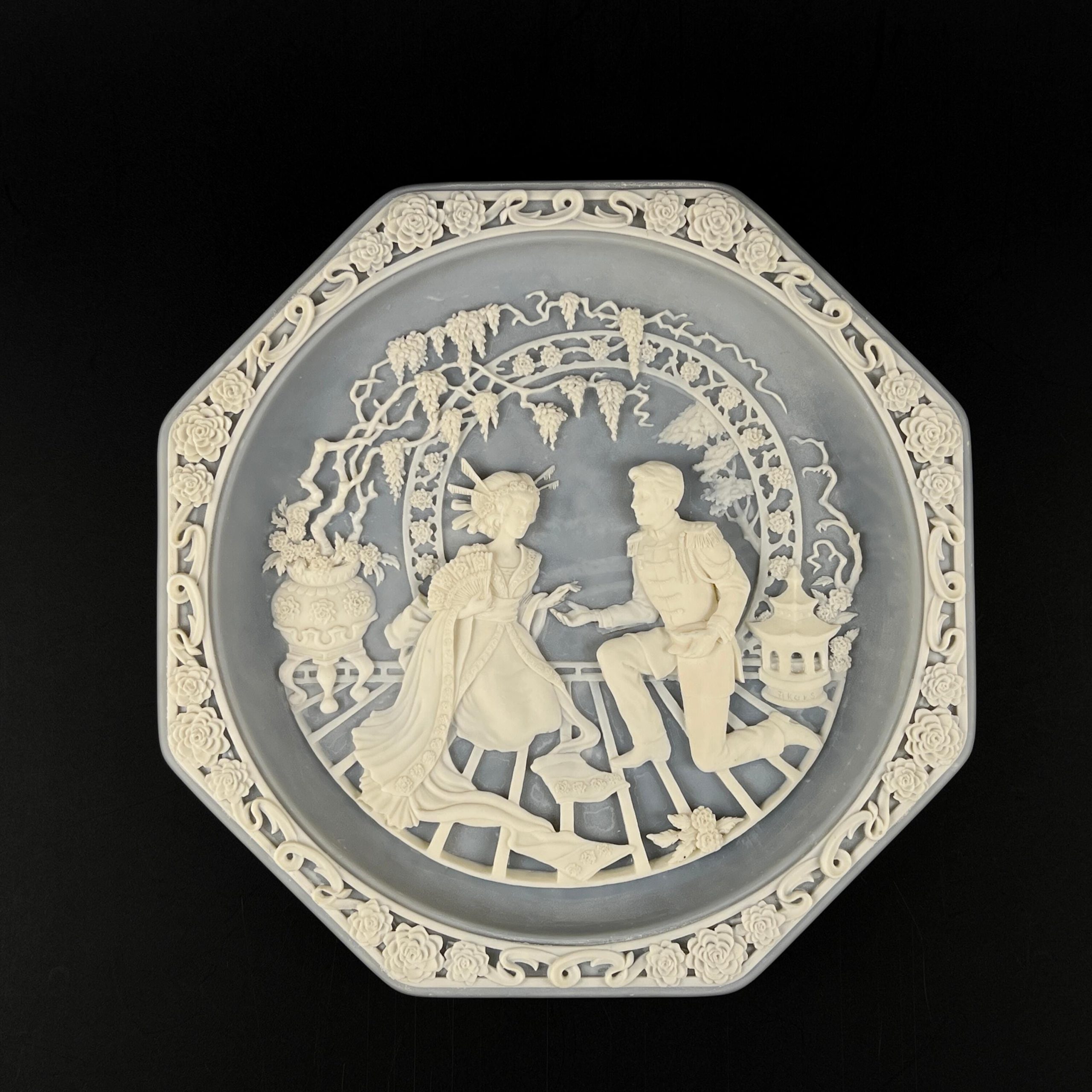 Vintage Incolay Stone Opera Plates – Madame Butterfly & Tristan and Isolde - Image 3